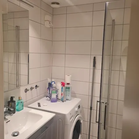 Privat In Shared 3 Manglerud *