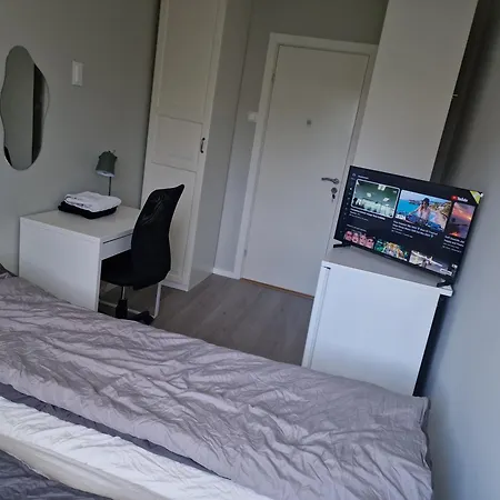 Privat In Shared 3 Manglerud *