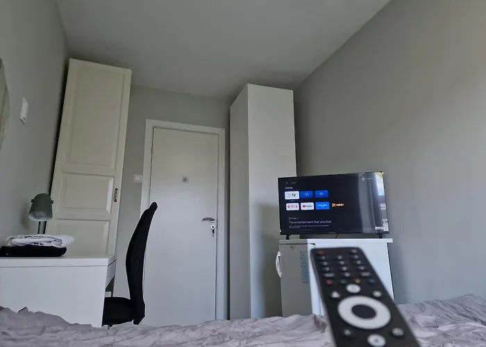 Проживание в семье Privat In Shared 3 Manglerud